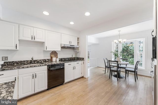 2615 STEEPLECHASE DR, Reston, VA 20191