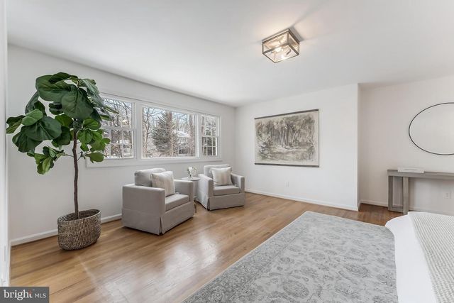 2615 STEEPLECHASE DR, Reston, VA 20191