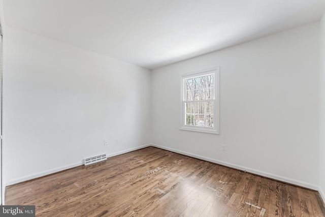 2615 STEEPLECHASE DR, Reston, VA 20191