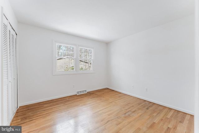 2615 STEEPLECHASE DR, Reston, VA 20191