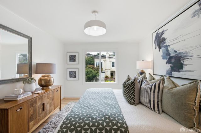 1950 11th Avenue, San Francisco, CA 94116