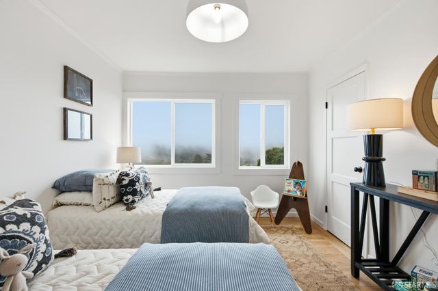 1950 11th Avenue, San Francisco, CA 94116
