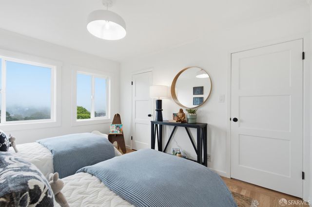 1950 11th Avenue, San Francisco, CA 94116