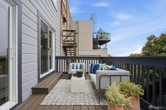1950 11th Avenue, San Francisco, CA 94116