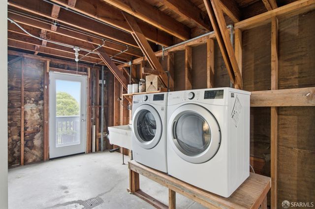 1950 11th Avenue, San Francisco, CA 94116