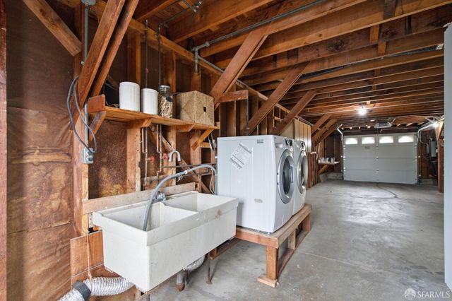 1950 11th Avenue, San Francisco, CA 94116