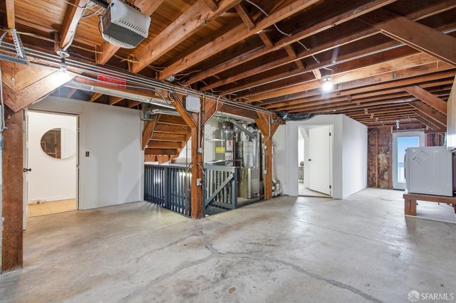 1950 11th Avenue, San Francisco, CA 94116