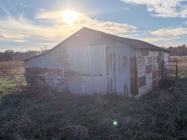 000 County Road 8530, West Plains, MO 65775