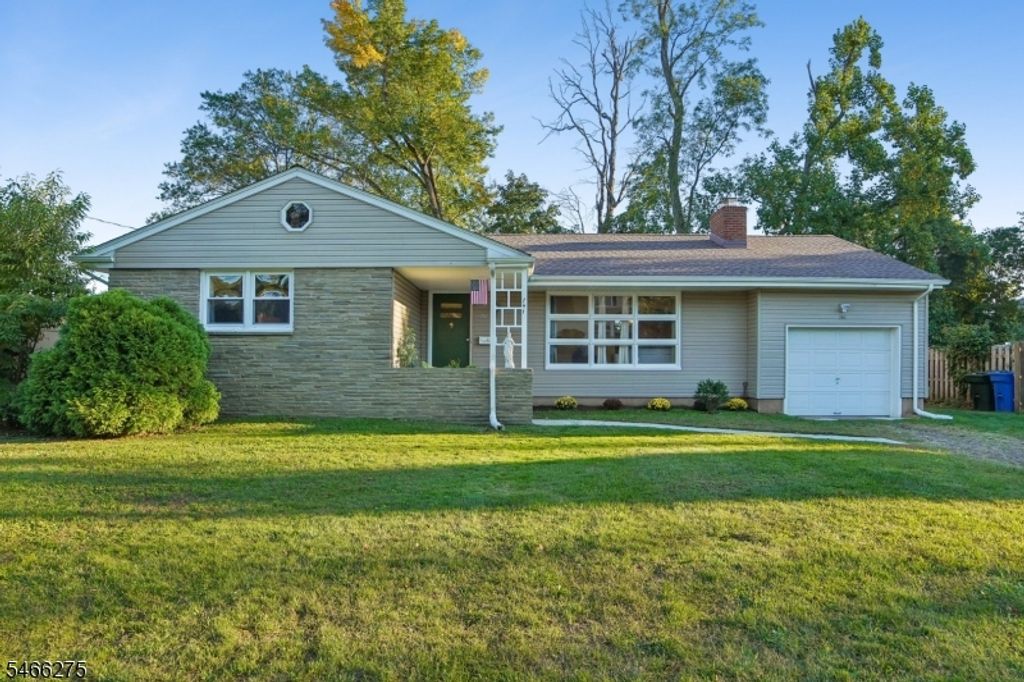 747 3rd St, Dunellen Boro, NJ 08812 — exterior