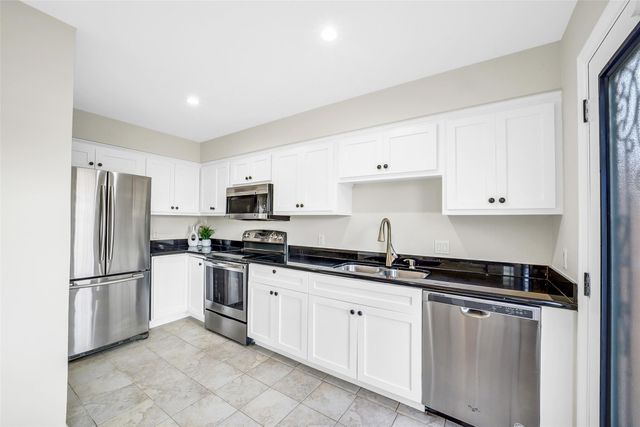 6531 Wanda Lane, Houston, TX 77074