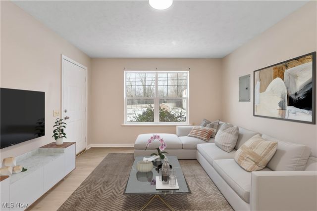 11104 Mount Carmel Road, Cleveland, OH 44104