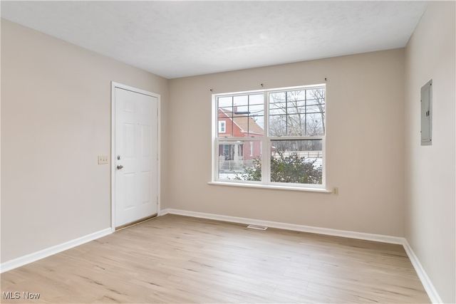 11104 Mount Carmel Road, Cleveland, OH 44104