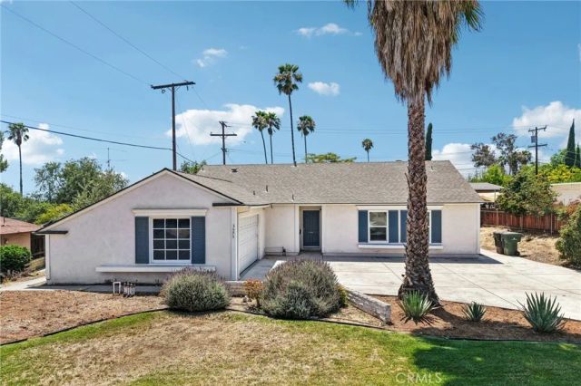 3595 Watkins Drive, Riverside, CA 92507