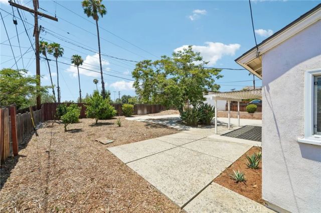 3595 Watkins Drive, Riverside, CA 92507