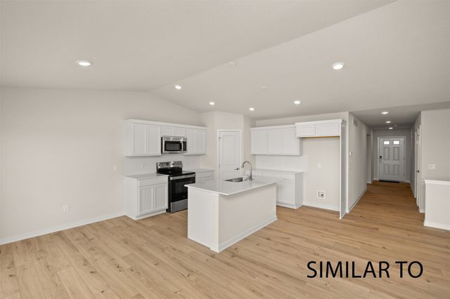 706 NE Crossing Oaks Drive, Ankeny, IA 50021