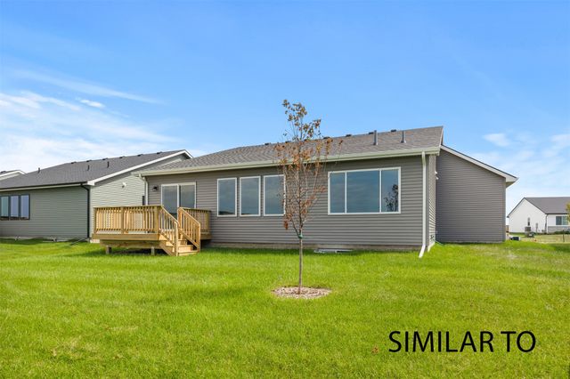 706 NE Crossing Oaks Drive, Ankeny, IA 50021