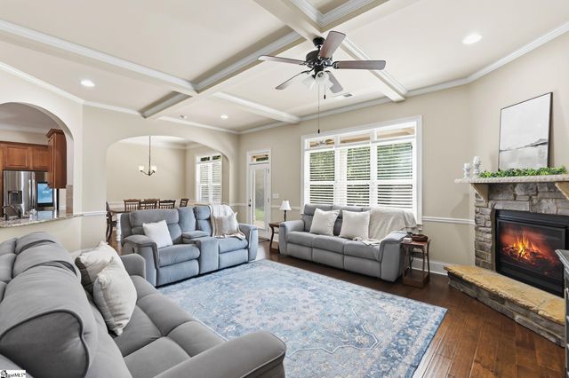 425 Castleford Place, Simpsonville, SC 29681