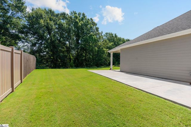 425 Castleford Place, Simpsonville, SC 29681