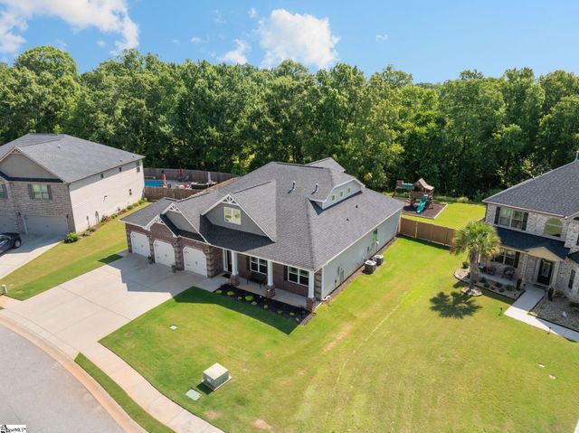 425 Castleford Place, Simpsonville, SC 29681