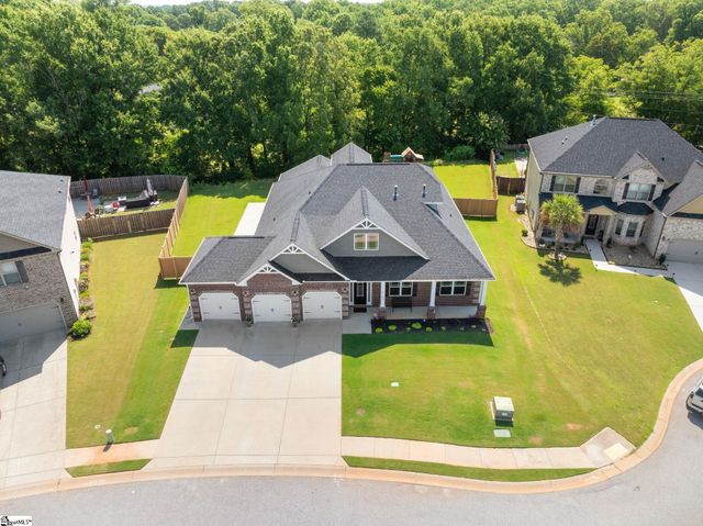 425 Castleford Place, Simpsonville, SC 29681