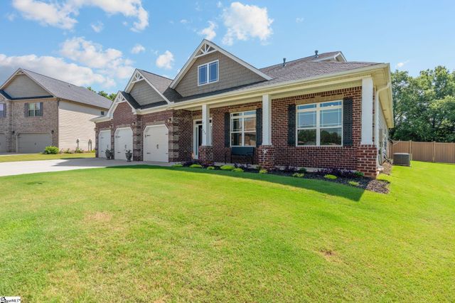425 Castleford Place, Simpsonville, SC 29681
