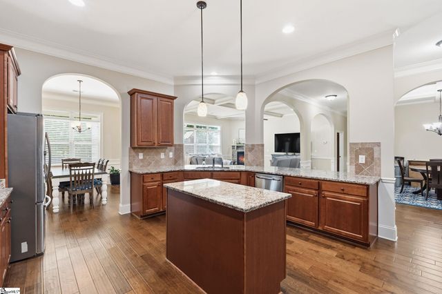 425 Castleford Place, Simpsonville, SC 29681