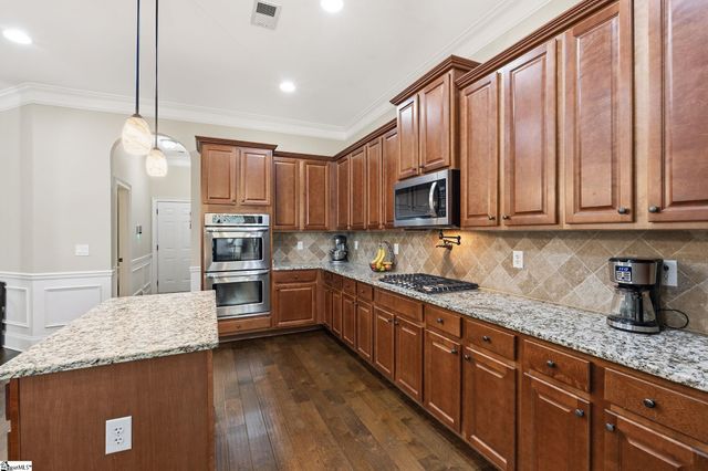 425 Castleford Place, Simpsonville, SC 29681