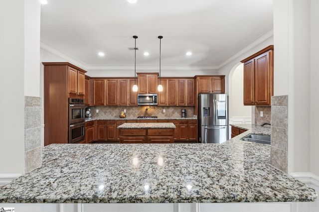 425 Castleford Place, Simpsonville, SC 29681