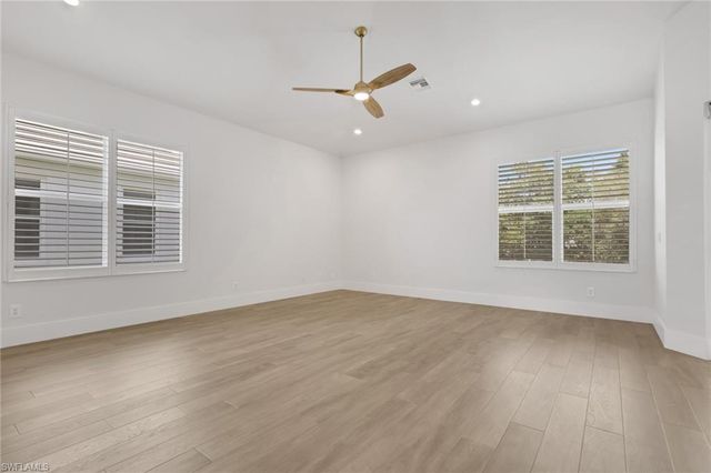 6391 Old Mahogany CT, Naples, FL 34109