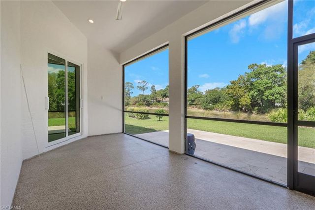 6391 Old Mahogany CT, Naples, FL 34109