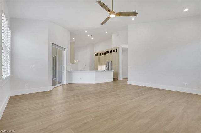 6391 Old Mahogany CT, Naples, FL 34109