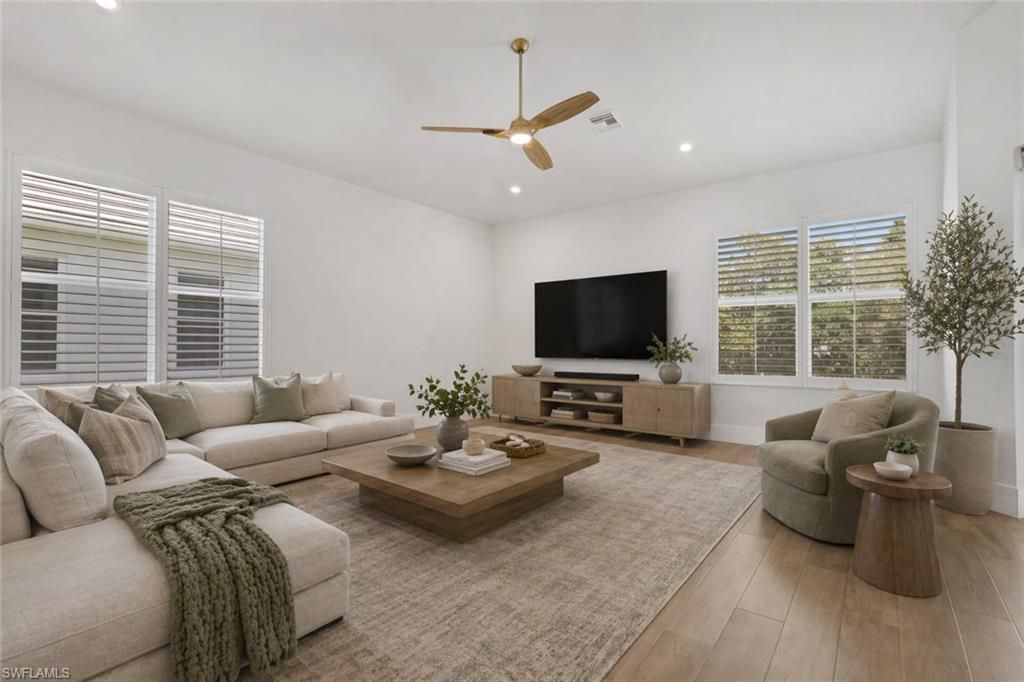 6391 Old Mahogany CT, Naples, FL 34109