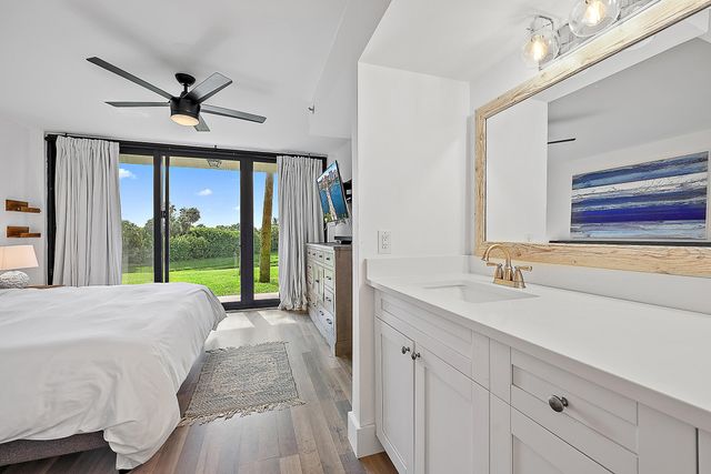 101 S Seas Drive 105, Jupiter, FL 33477