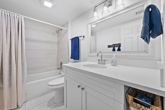 101 S Seas Drive 105, Jupiter, FL 33477