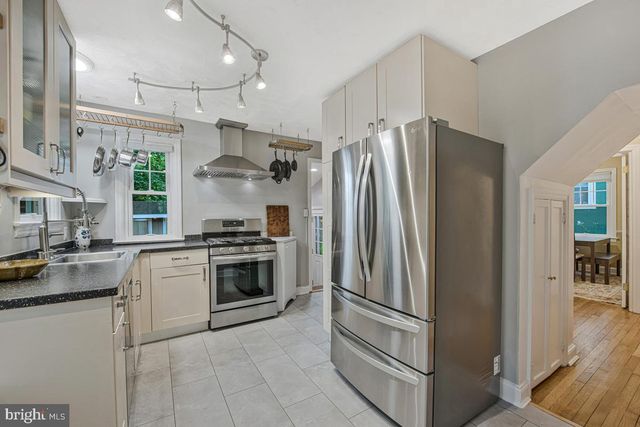 4205 LONGFELLOW ST, Hyattsville, MD 20781