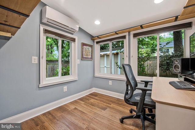4205 LONGFELLOW ST, Hyattsville, MD 20781