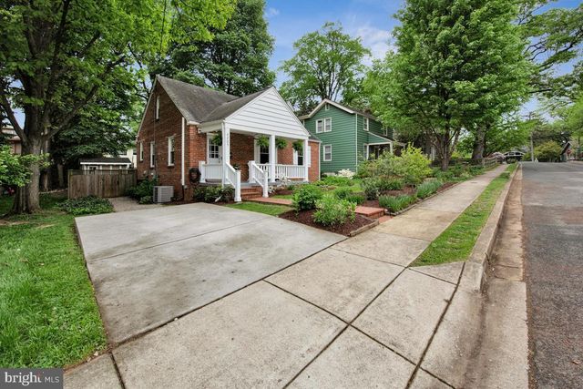 4205 LONGFELLOW ST, Hyattsville, MD 20781