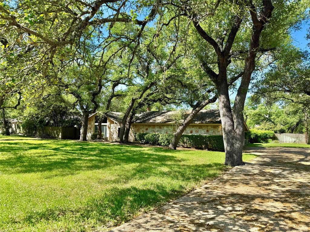 11906 Brookwood CIR, Austin, TX 78750