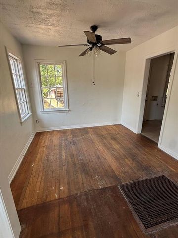 2049 NE 17th Street, Oklahoma City, OK 73111