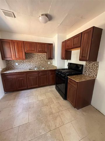 2049 NE 17th Street, Oklahoma City, OK 73111