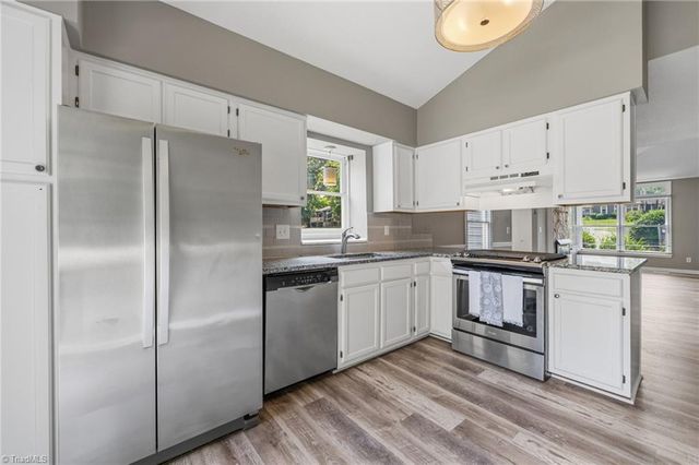 238 Tabor View Lane, Winston-salem, NC 27106