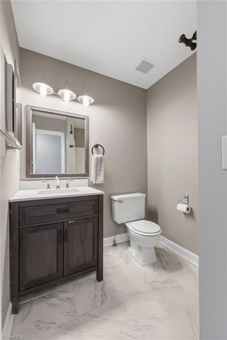 238 Tabor View Lane, Winston-salem, NC 27106