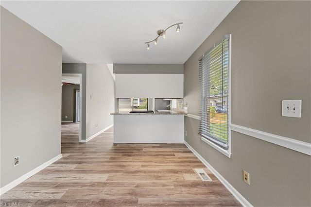 238 Tabor View Lane, Winston-salem, NC 27106