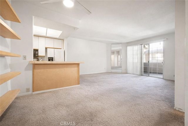 5620 Yolanda Avenue 111, Tarzana, CA 91356