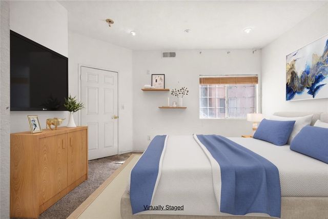 5620 Yolanda Avenue 111, Tarzana, CA 91356