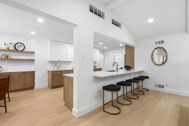 4446 Thunder Road, Dallas, TX 75244