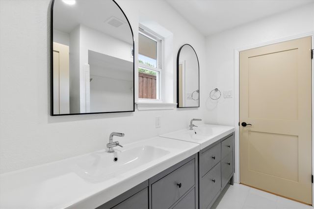 4446 Thunder Road, Dallas, TX 75244