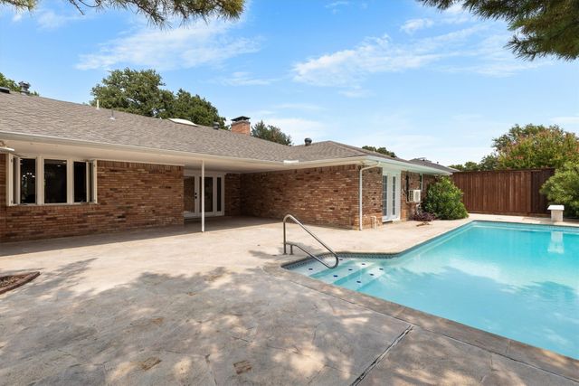 4446 Thunder Road, Dallas, TX 75244