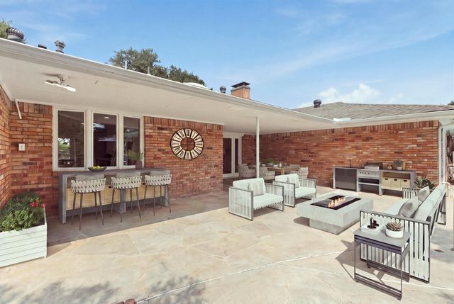 4446 Thunder Road, Dallas, TX 75244