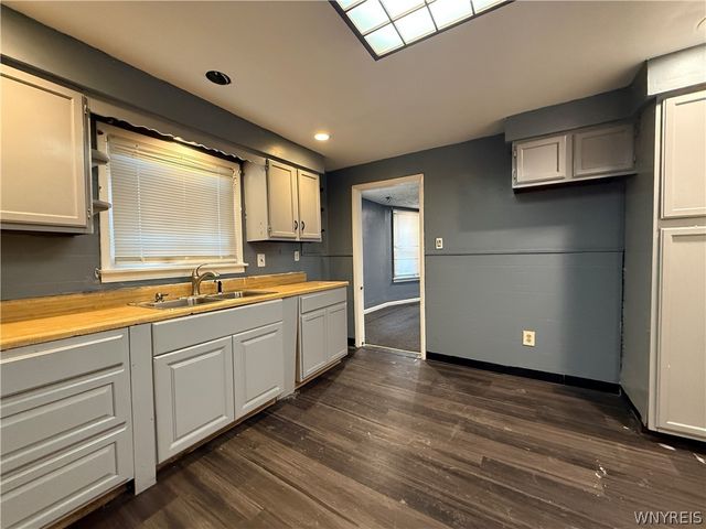 91 Montana Avenue, Buffalo, NY 14211